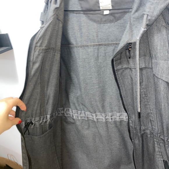 COPY - Outwear rain jacket - Picture 2 of 3